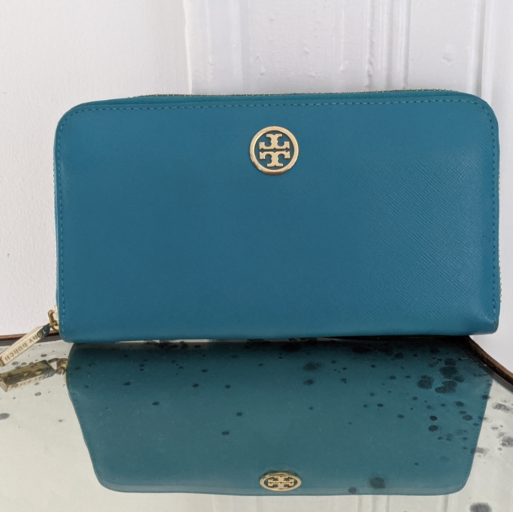 Tory Burch Robinson Zip Continental